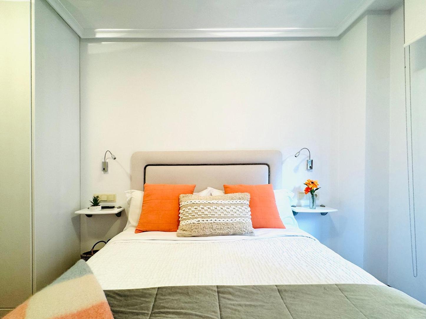 Apartamento "Balcon Del Parchis" A 200 Metros De La Playa Хихон Экстерьер фото