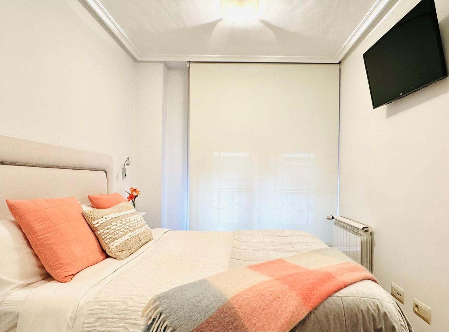 Apartamento "Balcon Del Parchis" A 200 Metros De La Playa Хихон Экстерьер фото